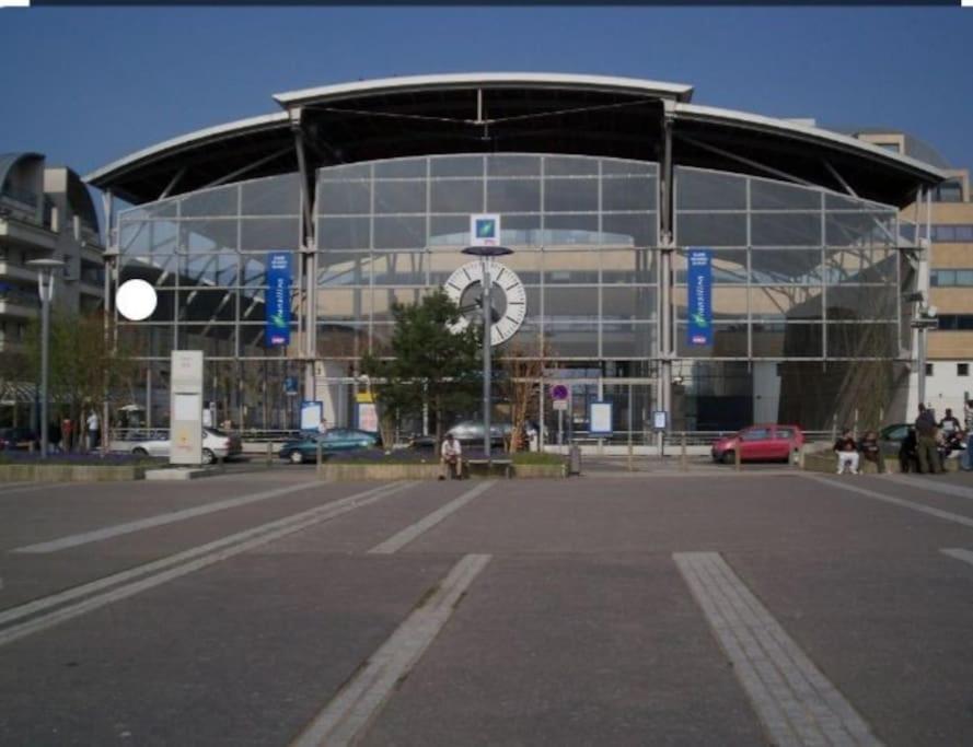 Au Pied De La Gare De Cergy Le Haut, Centre Villes Exterior photo